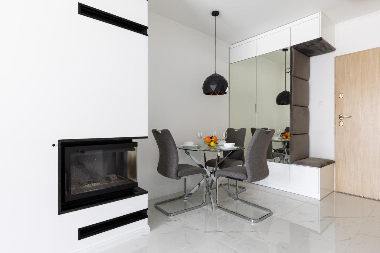 Apartament Z Basenem I Kominkiem ,,Baltic Sun” Sztutowo Extérieur photo