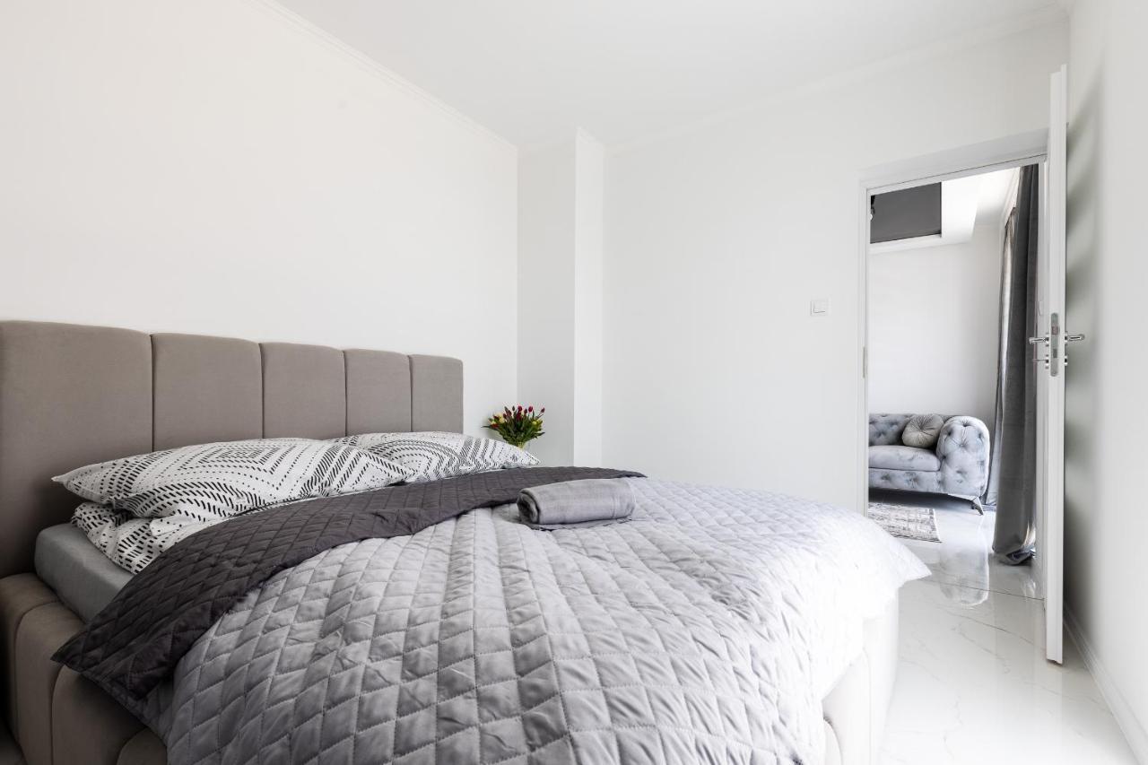 Apartament Z Basenem I Kominkiem ,,Baltic Sun” Sztutowo Extérieur photo
