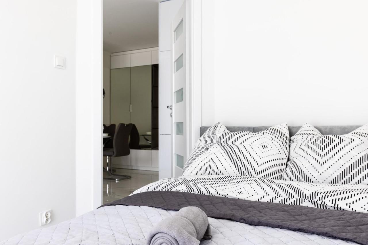 Apartament Z Basenem I Kominkiem ,,Baltic Sun” Sztutowo Extérieur photo